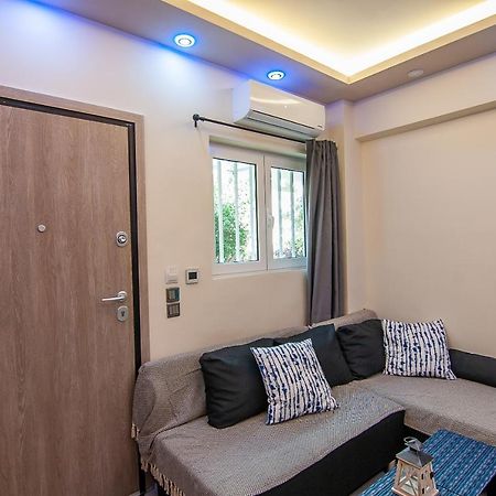 شقة أثينا  في Modern Studio For 4 In Glyfada المظهر الخارجي الصورة