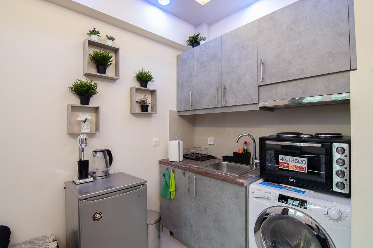 شقة أثينا  في Modern Studio For 4 In Glyfada المظهر الخارجي الصورة